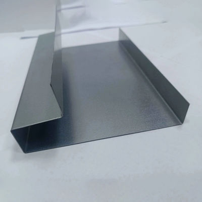 Хорошая цена Канал алюминиевой солнечной панели 1.6KN/M2 C Канал для солнечных панелей онлайн